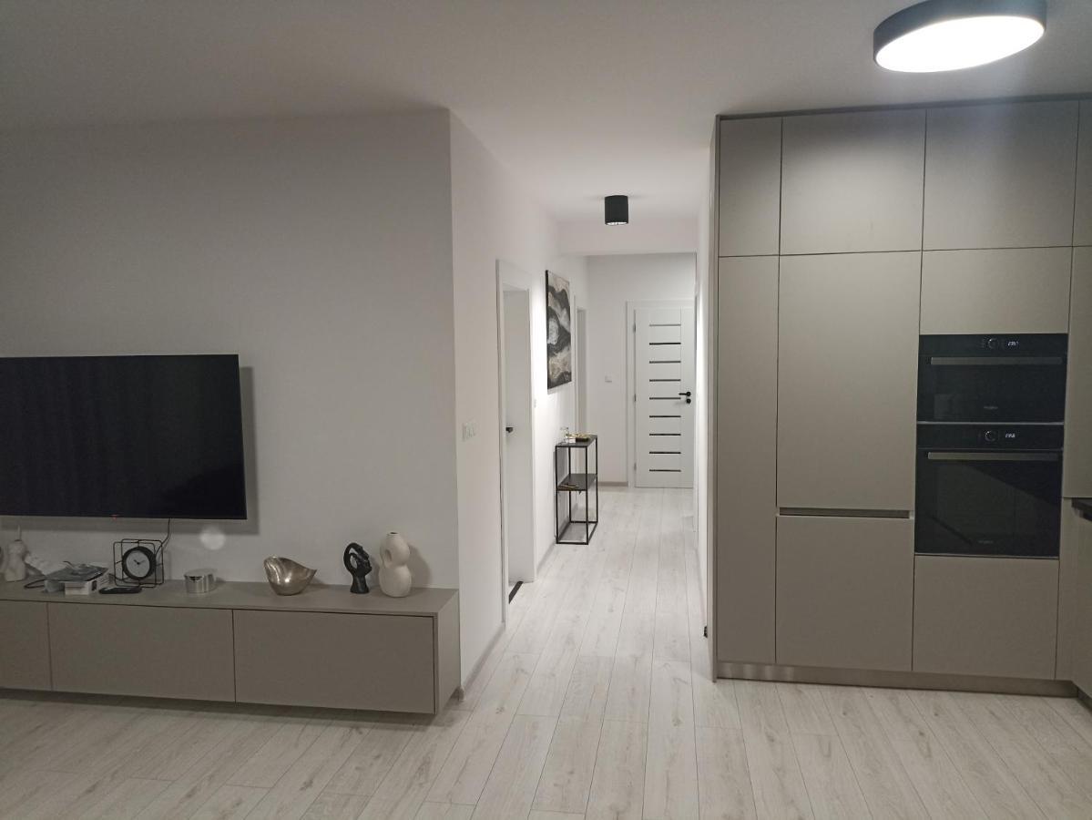 Mbv28 Apartments Poprad Exterior foto